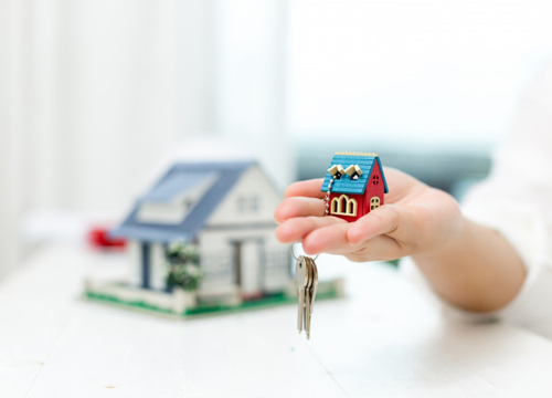 House & Exterior image